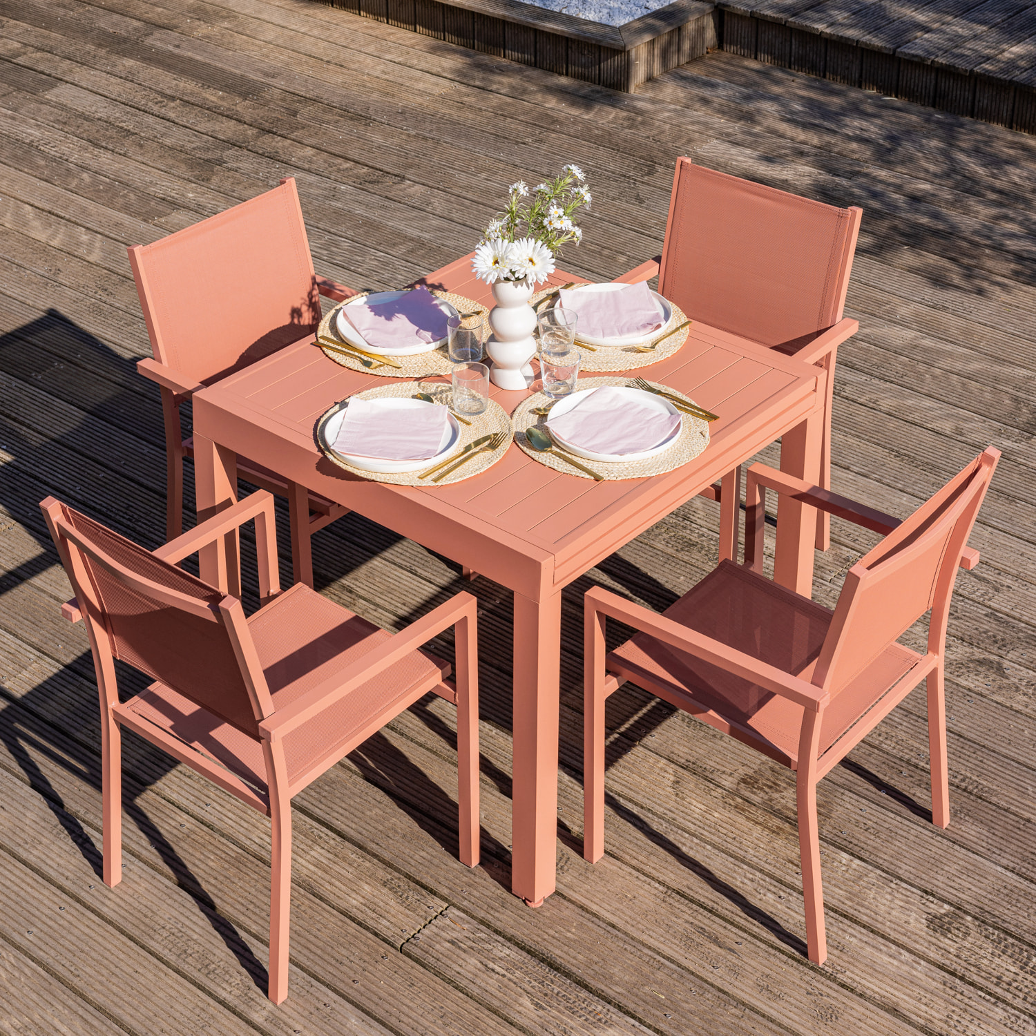 Salon de jardin VENEZIA extensible 90/180 en textilène terracotta 8 places - aluminium terracotta