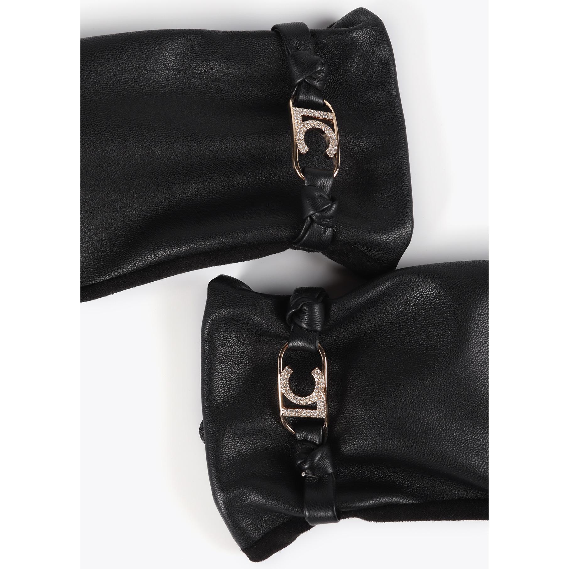 Guanti effetto pelle con bracciale logo ovale