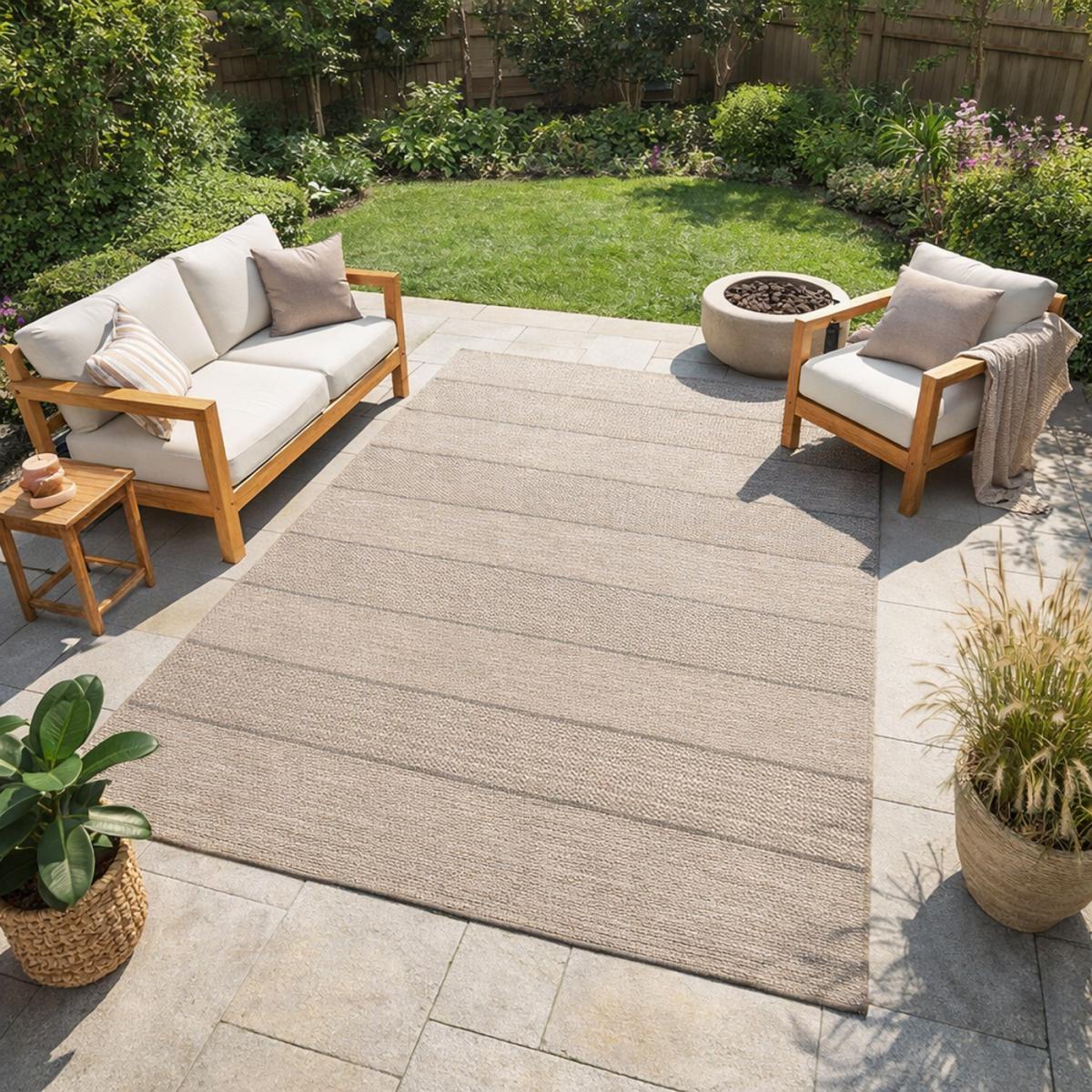 Tapis exterieur motif simple, structure robuste, idéal extérieur