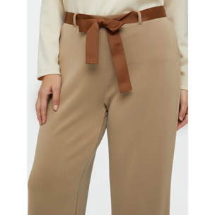 Fiorella Rubino - Pantalones cropped soft touch con cinturón de tela - Beige