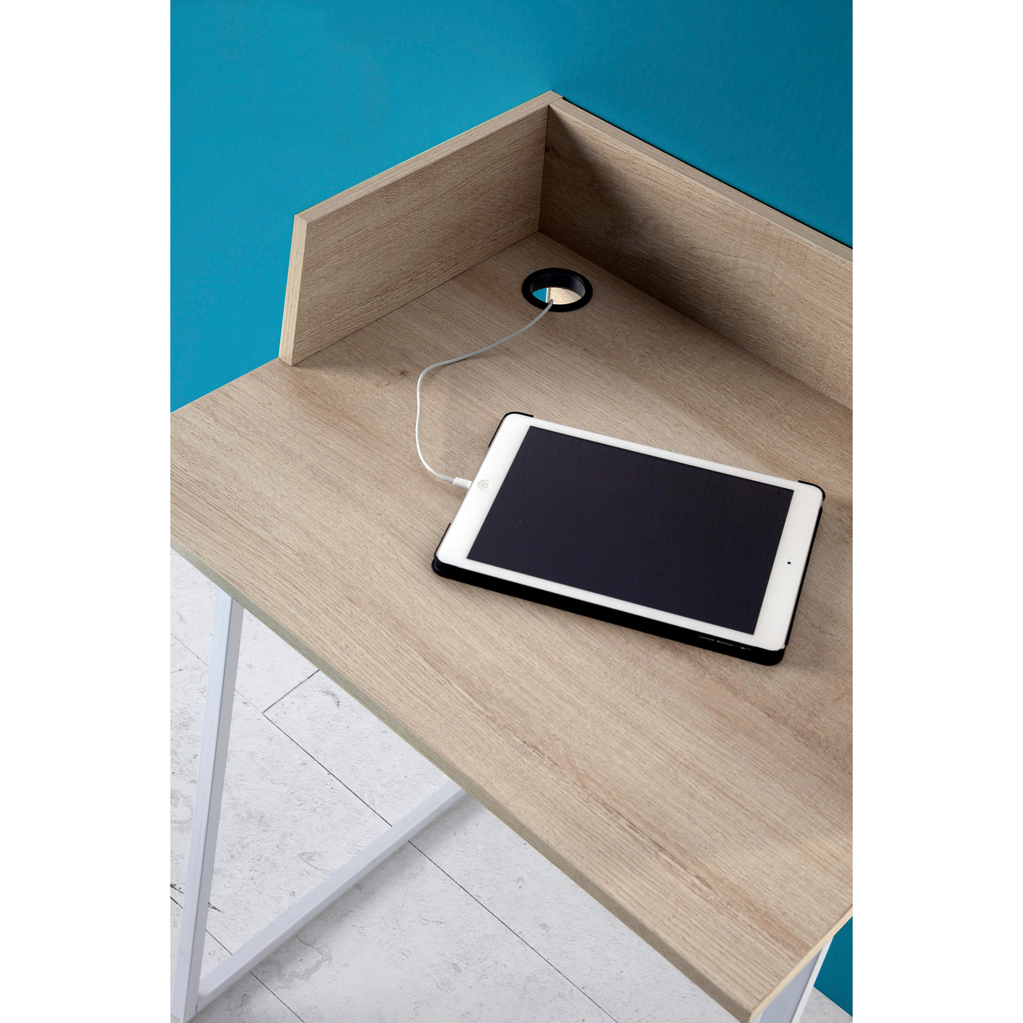 Escritorio Essential en roble blanco 84x60x48 cm