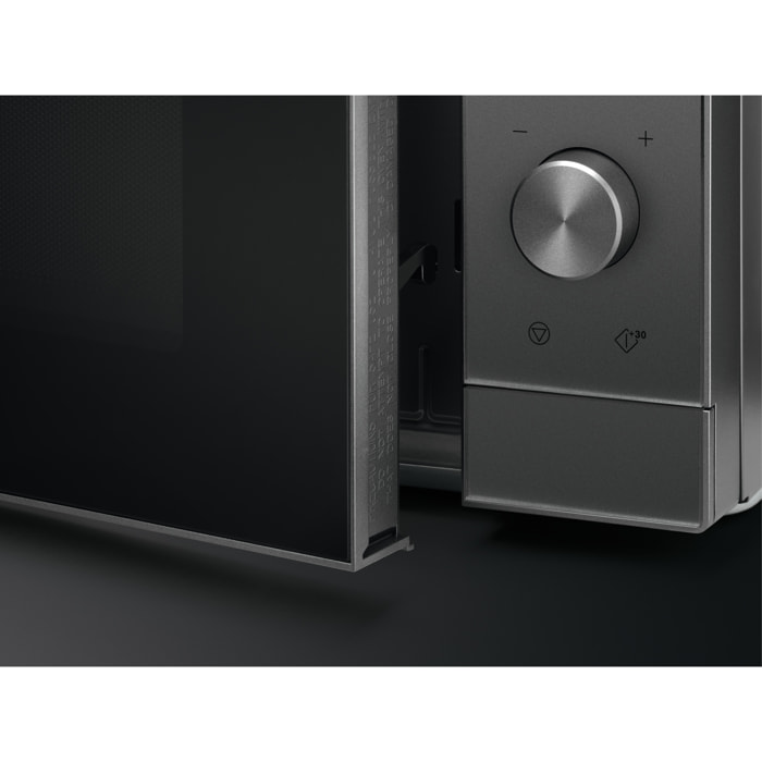 Electrolux Forno a microonde a libera installazione 24 Litri EMZ725MMTI