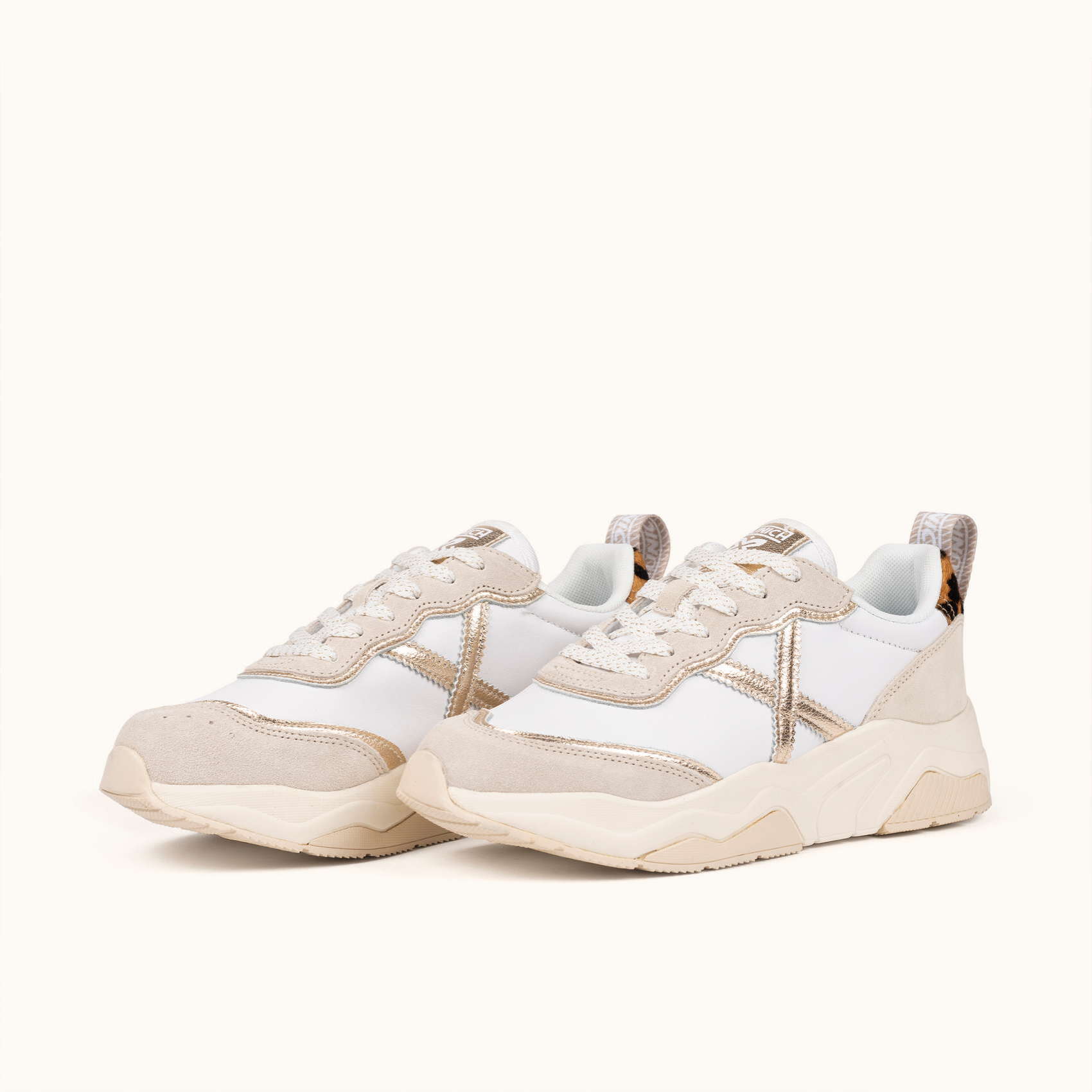 Zapatillas de diseño retro con volumen Blanco, Dorado y Animal Print MUNICH WAVE 182