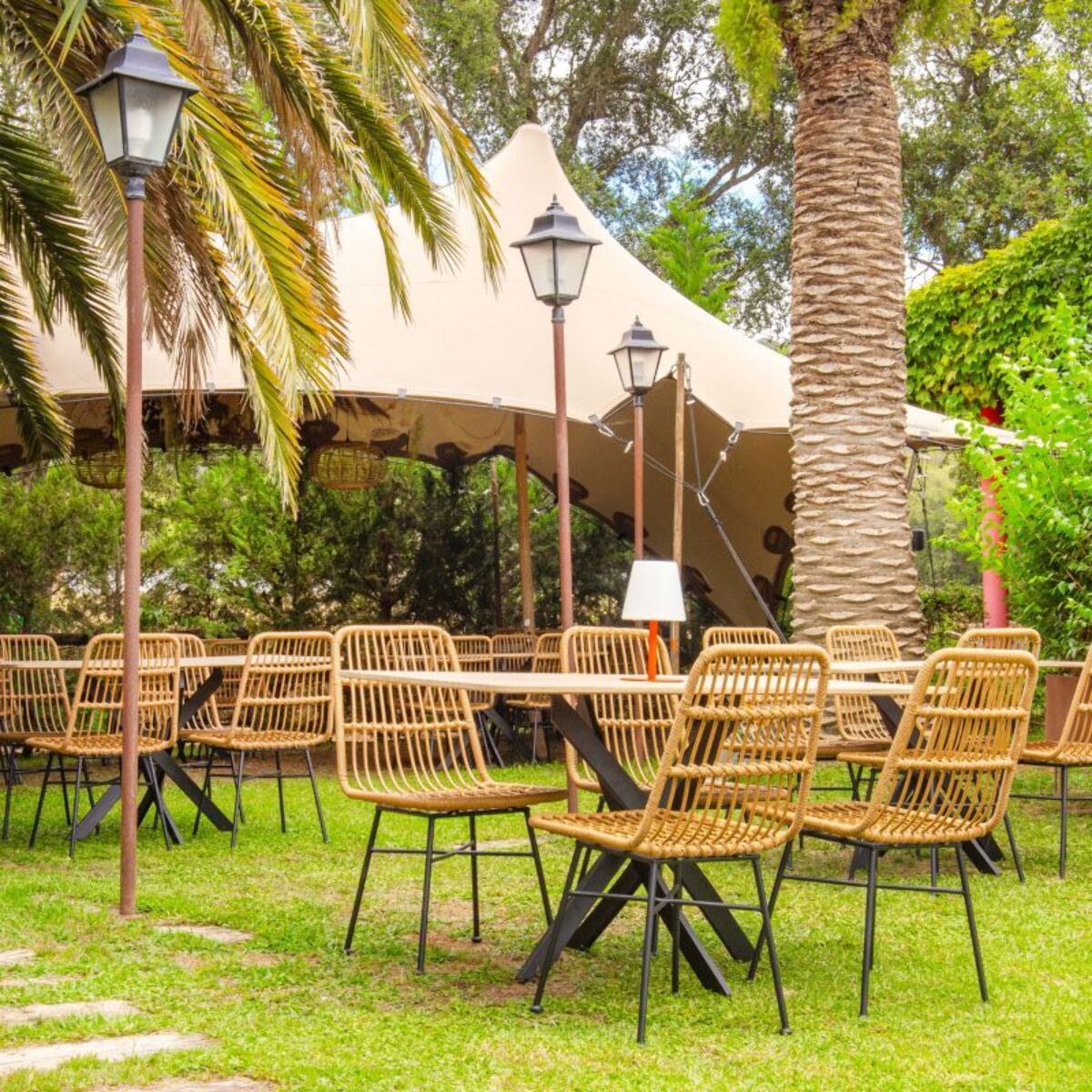 Pack 4 sillas de comedor Malai Ratán - Negro