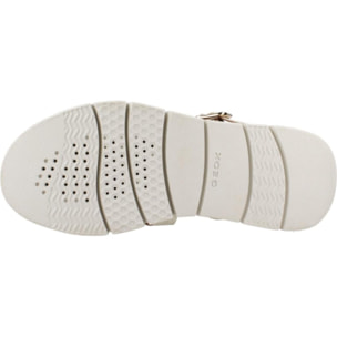 Sandalias Mujer de la marca GEOX  modelo D DANDRA 40 ORO