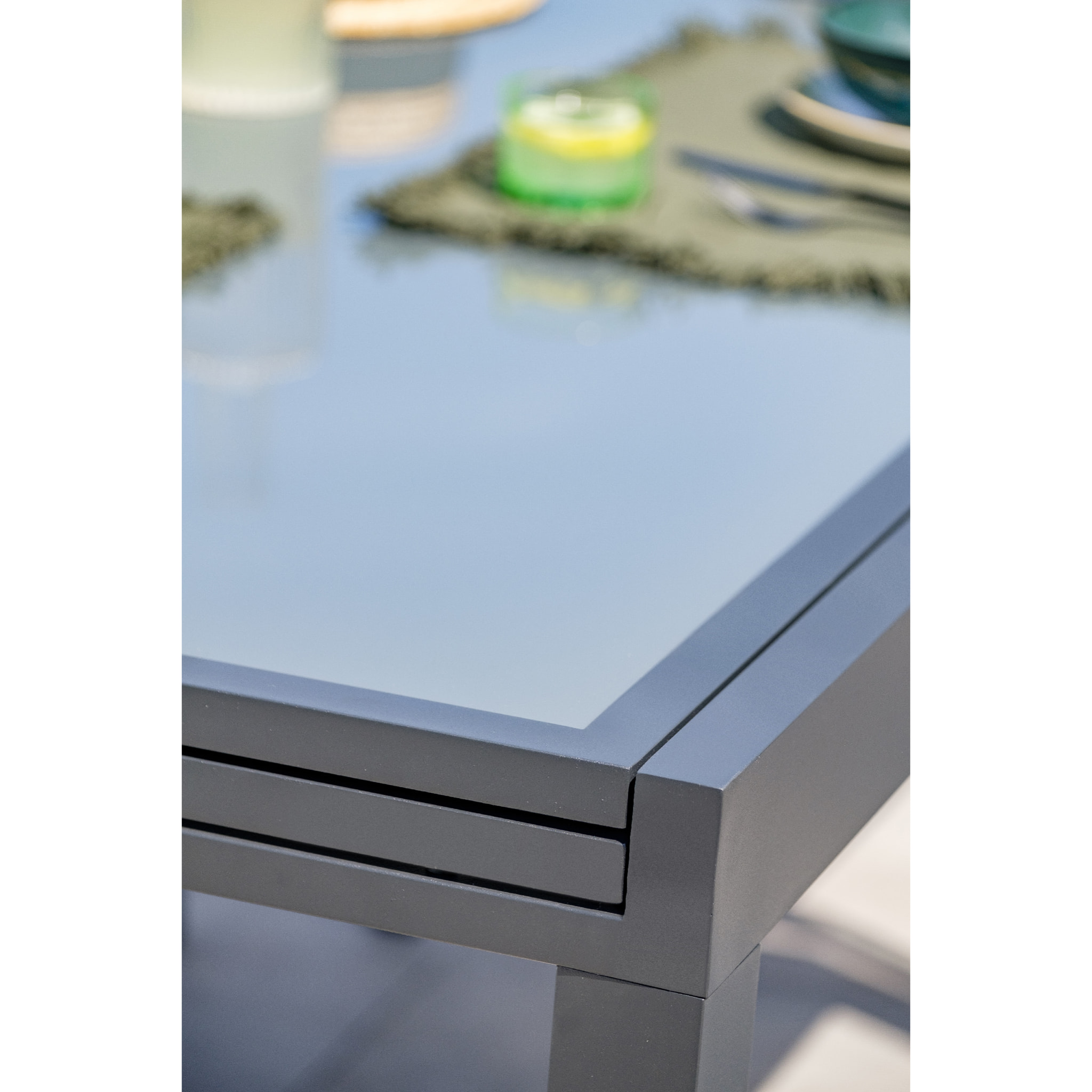 TOLEDE - Ensemble repas 10 places en aluminium anthracite et plateau verre