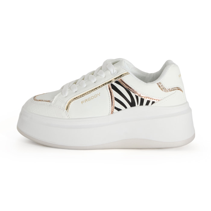 Sneakers in Similpelle con Dettagli Glitter e Animalier