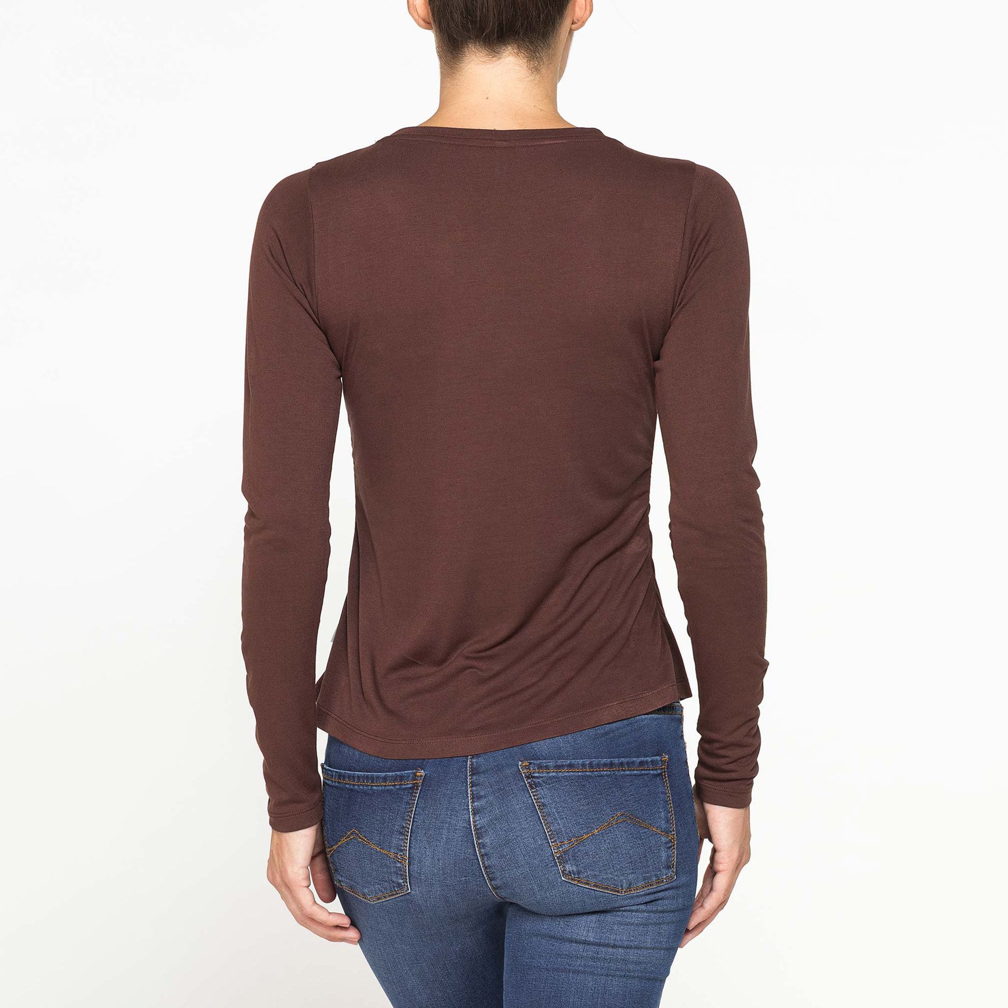 T-SHIRT SCOLLO A V MANICA LUNGA