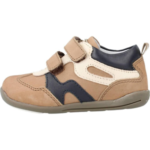 Zapatos Niño de la marca CHICCO  modelo 1064614C MARRON