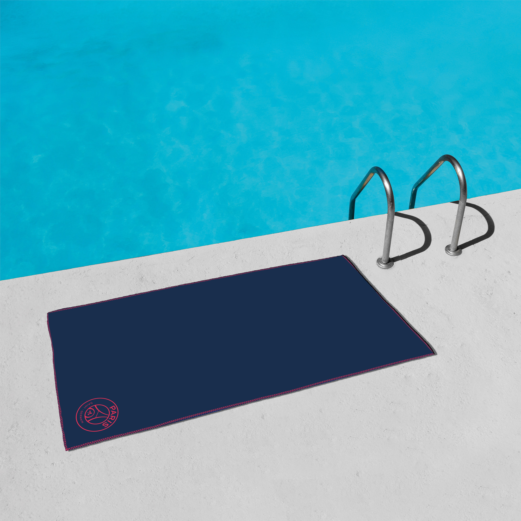 Serviette de bain et de plage en microfibre, PSG NEORED