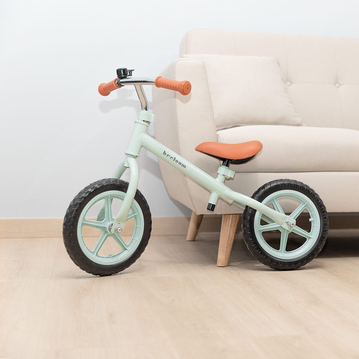 Bicicleta sin pedales MINT BIKE bici infantil de aluminio diseño verde