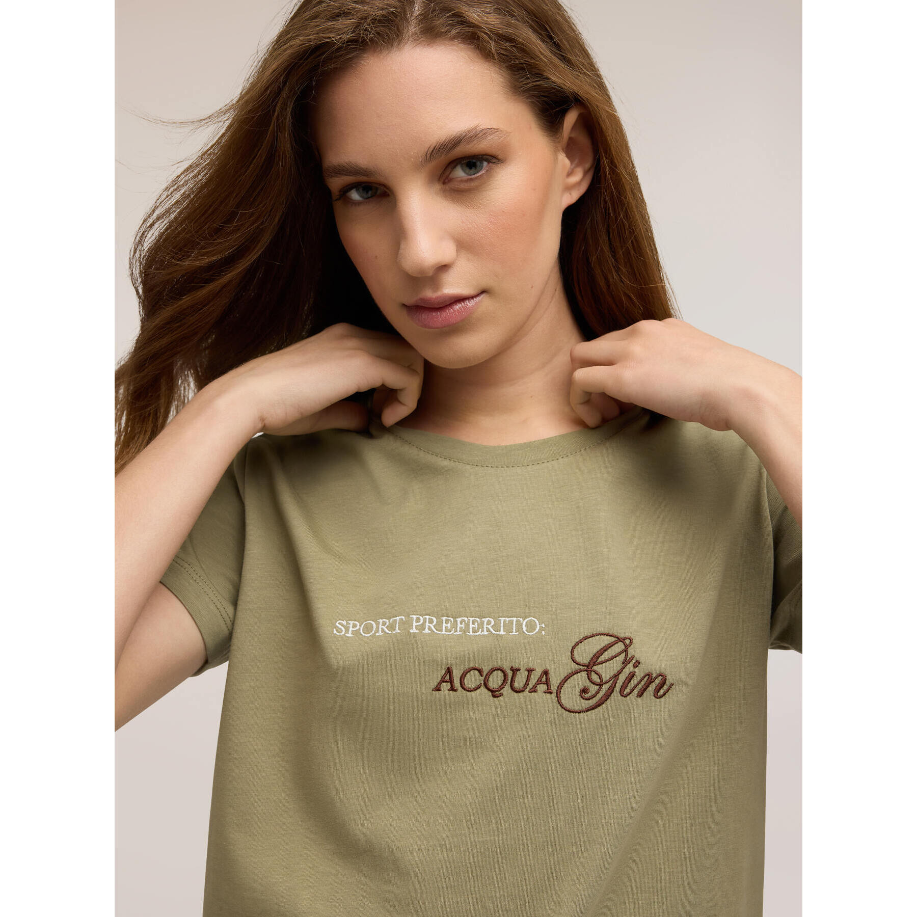 Motivi - T-shirt in jersey con scritta ricamata - Verde militare