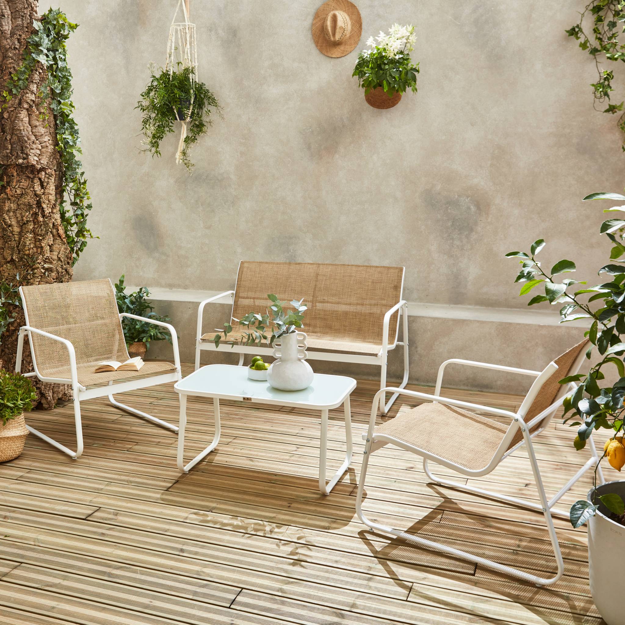 Salon de jardin en métal  et textilène pour 4 personnes. blanc et naturel. design