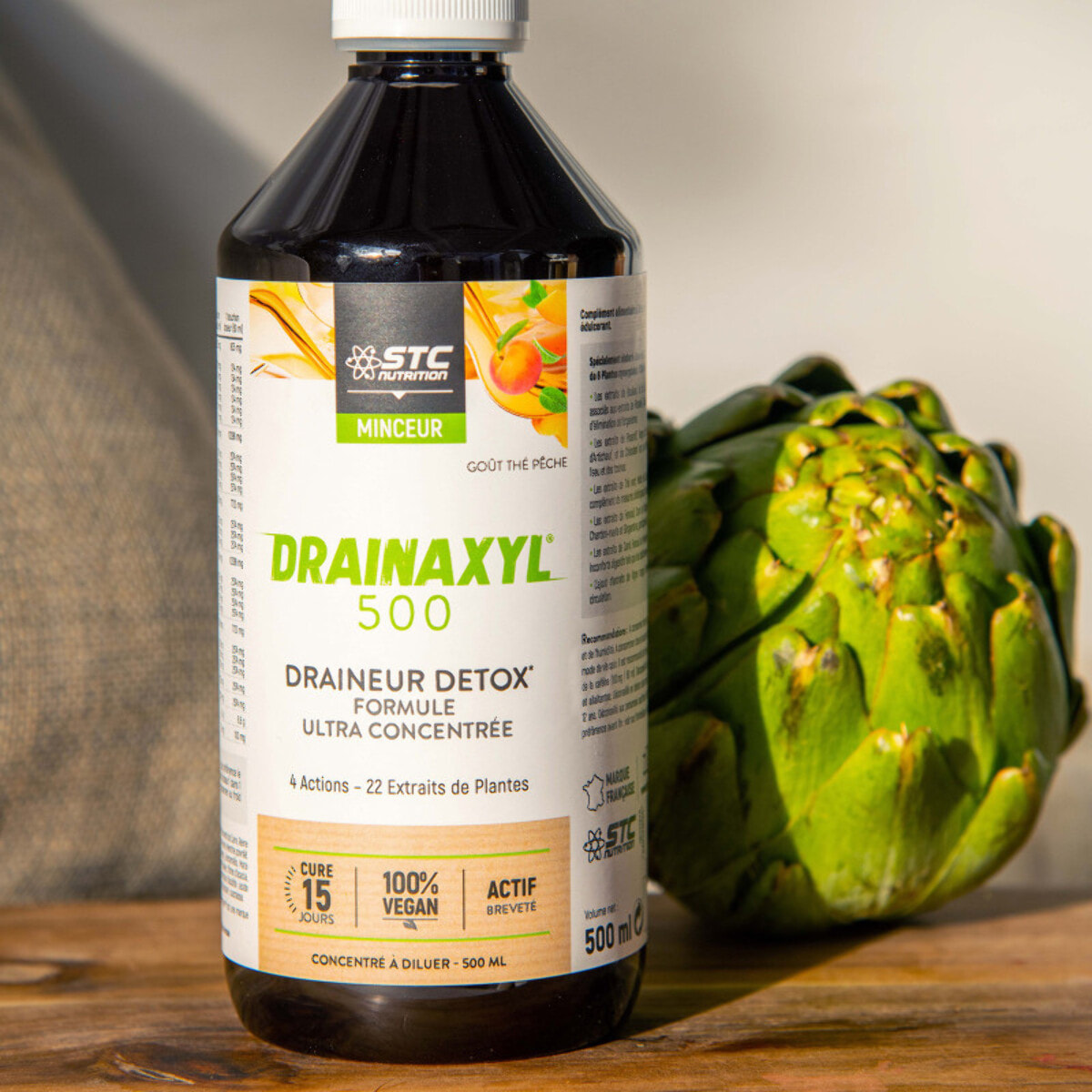 STC NUTRITION - Drainaxyl 500 - 4 actions : Brûle-graisses, Digestion ventre plat, Circulation jambes légères, Drainant, Détoxifiant - Goût Thé Pêche - 23 Extraits de plantes dont Elim'Real® - 500ml
