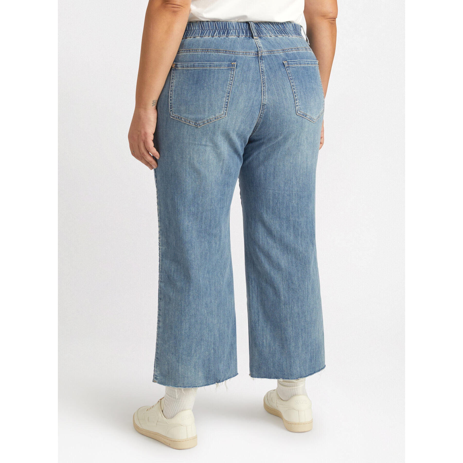 Fiorella Rubino - Jeans cropped con inserti ricamati - Azzurro