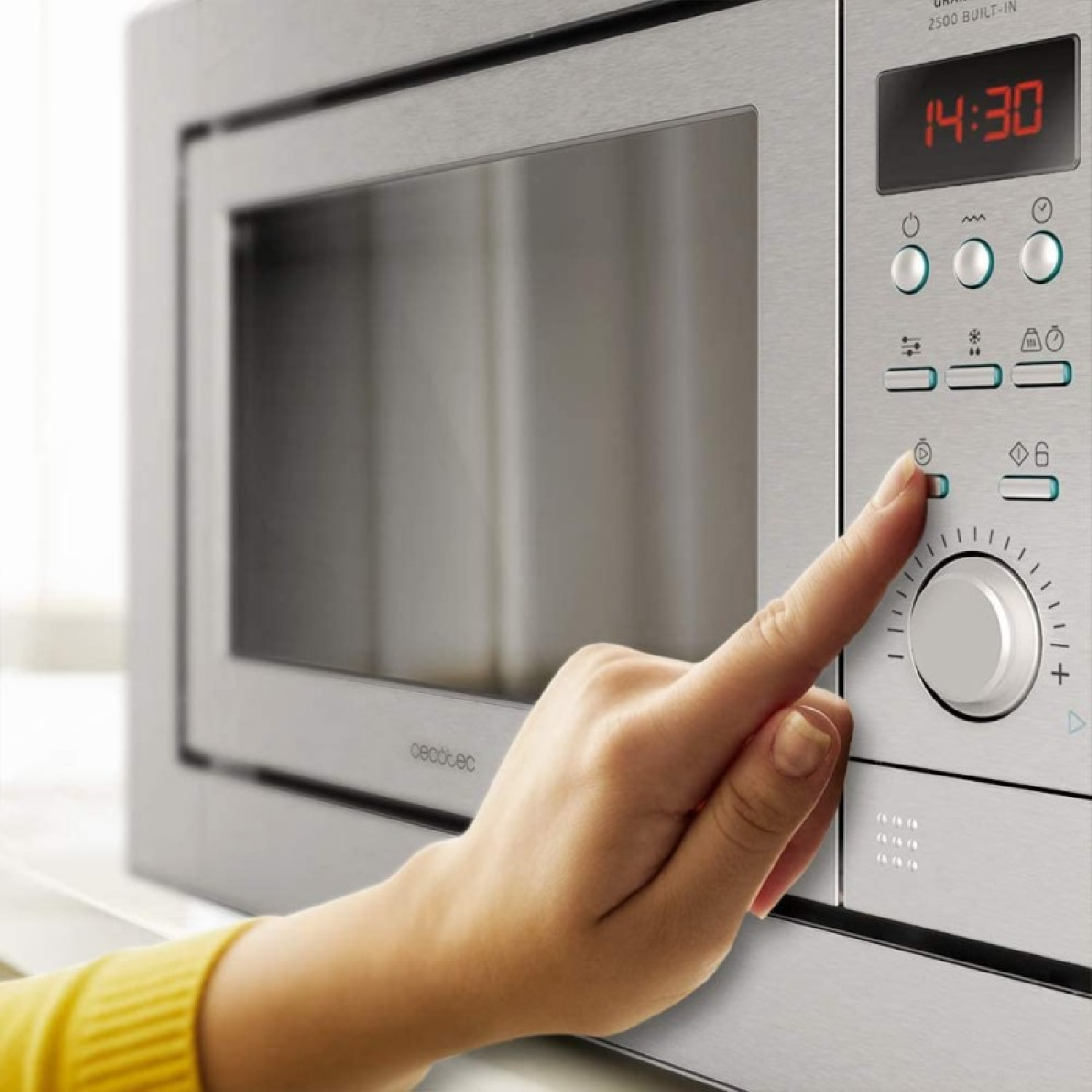 Cecotec Micro-ondes encastrable GrandHeat 2500 Built-In Steel