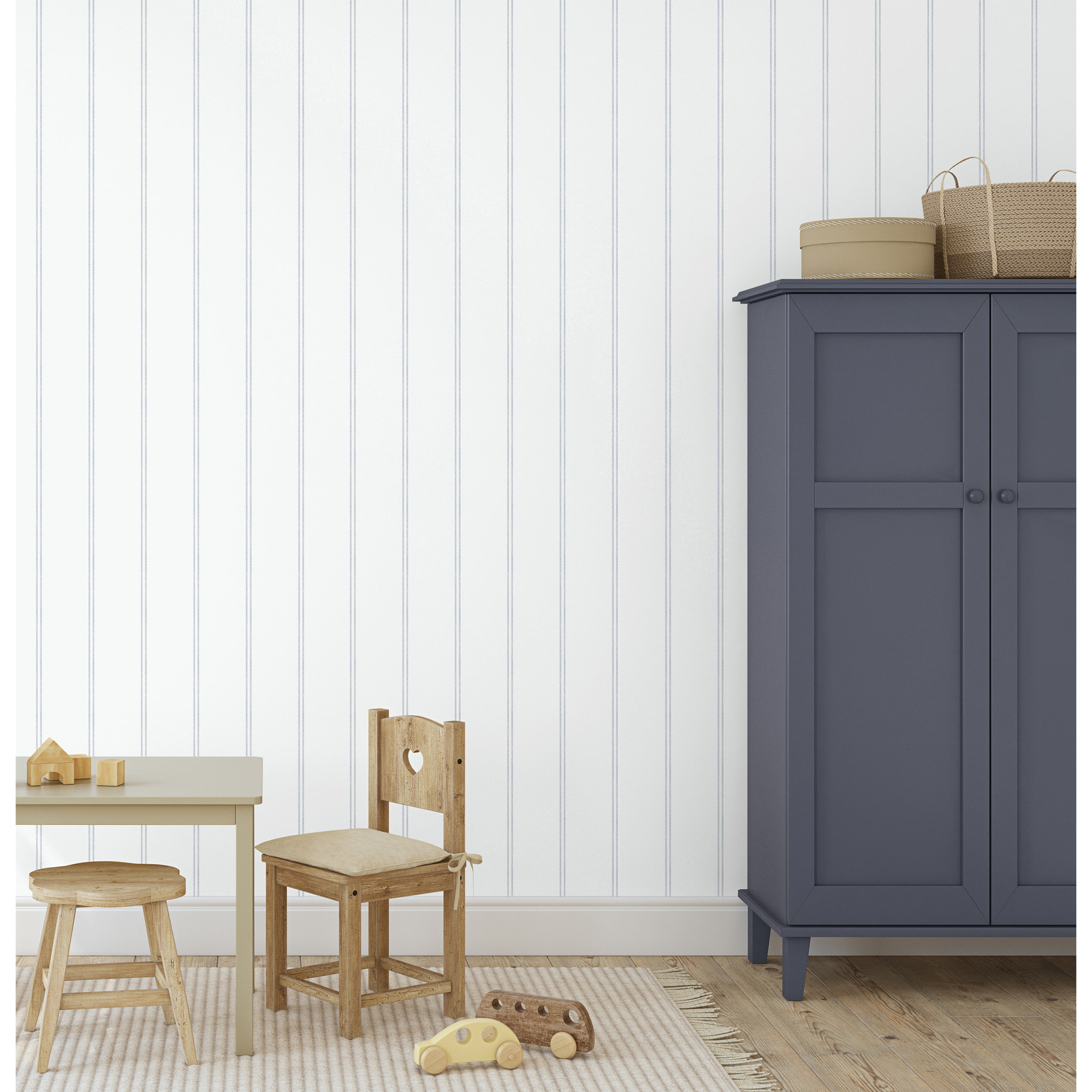 Papier peint rayures fines bleu ciel fond blanc