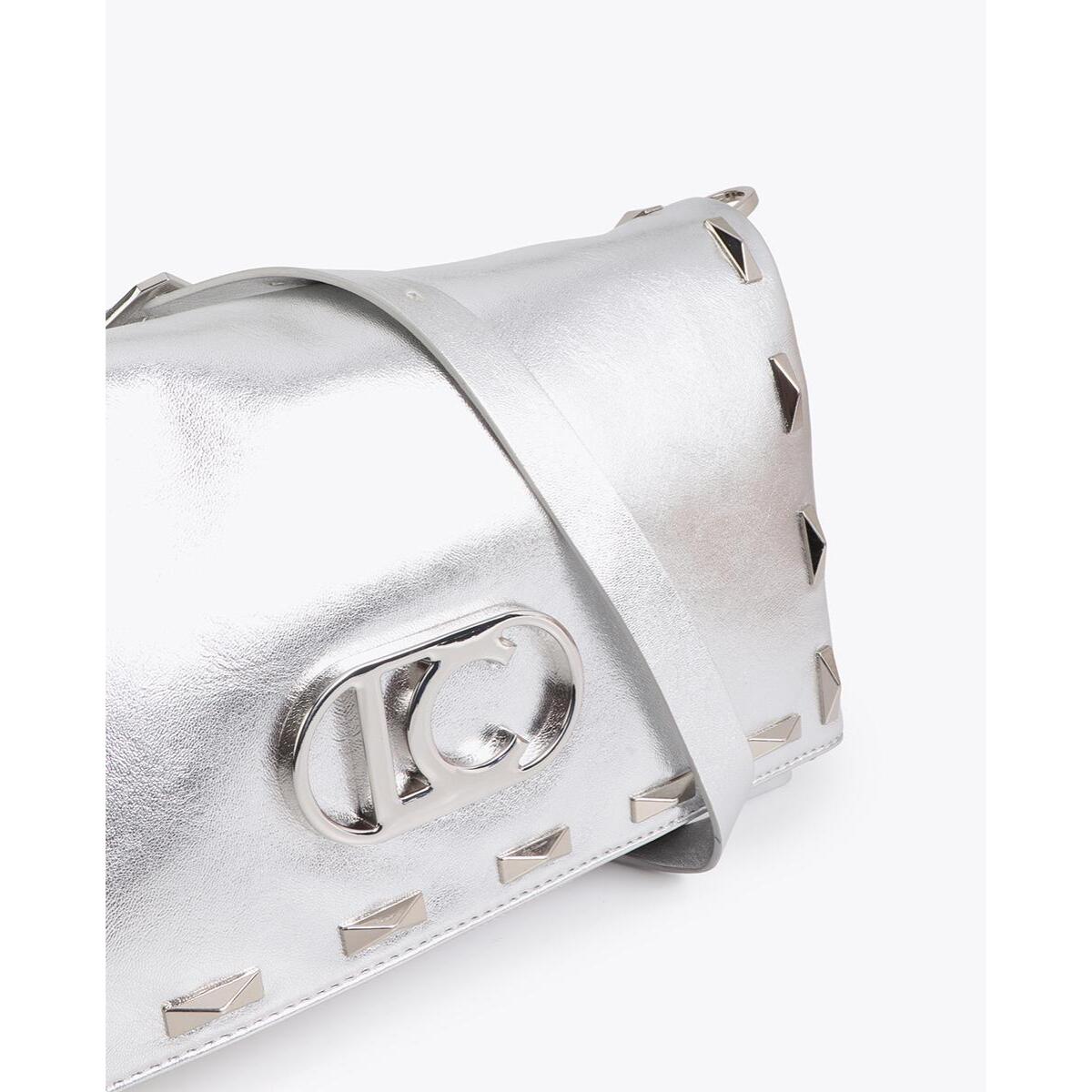 Borsa a tracolla metallizzata con borchie rettangolari