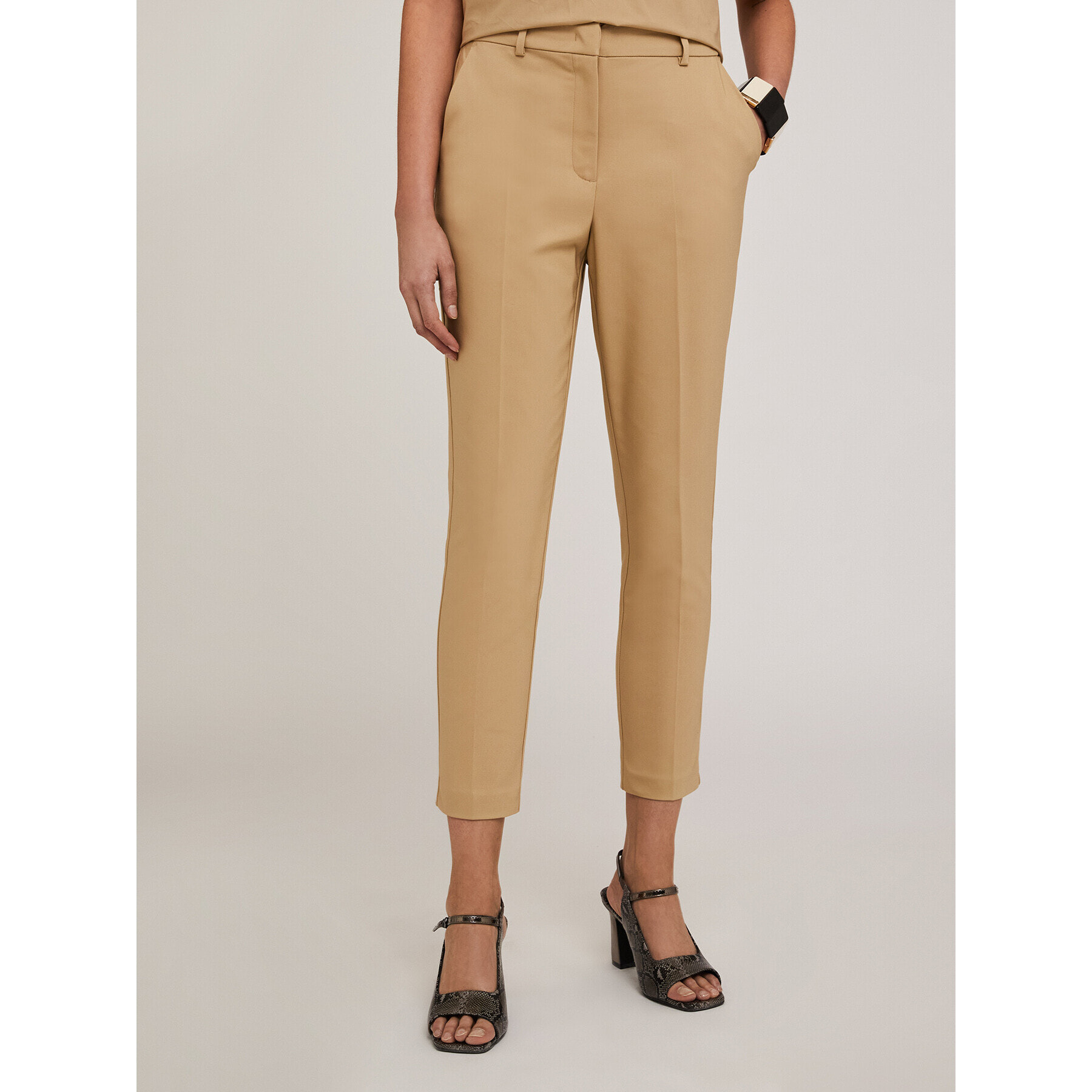 Motivi - Pantalón regular de tejido técnico - Beige