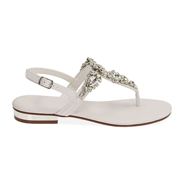 Sandalias planas joya blancas