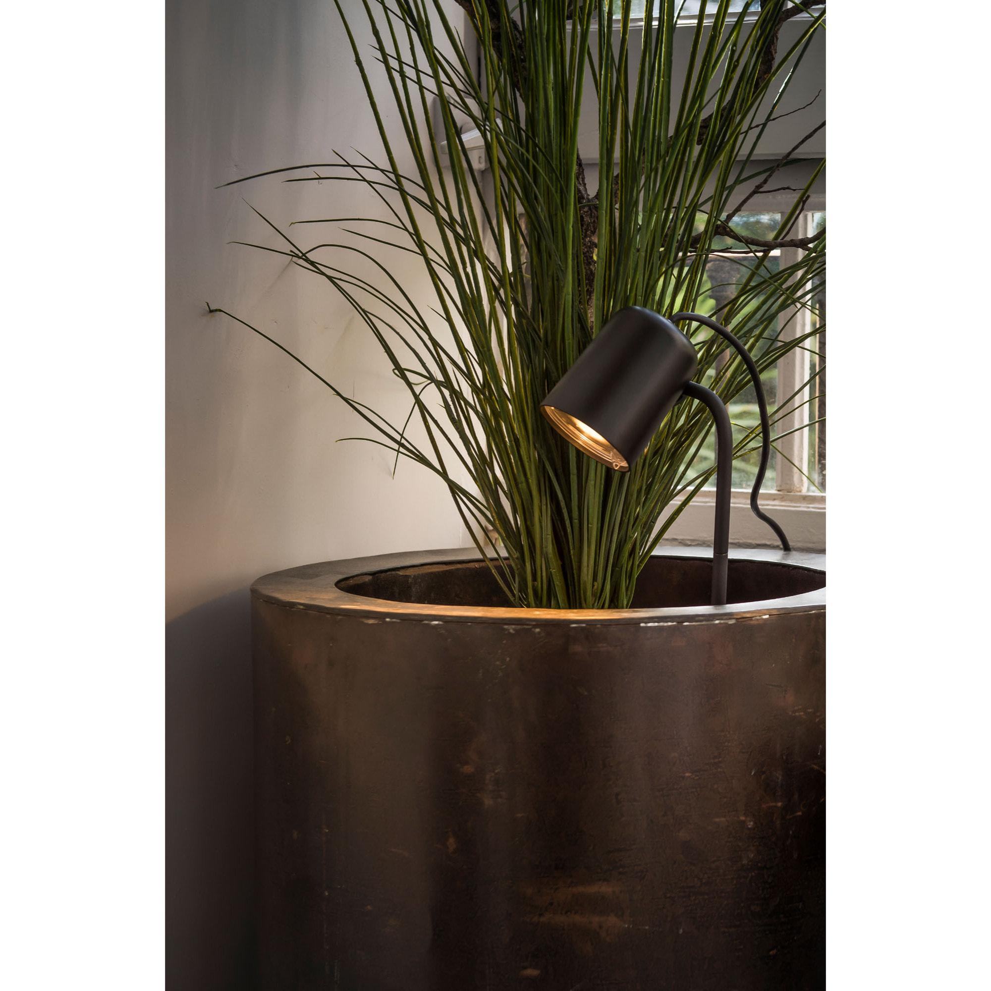 FLOW Lampe applique avec piquet noir