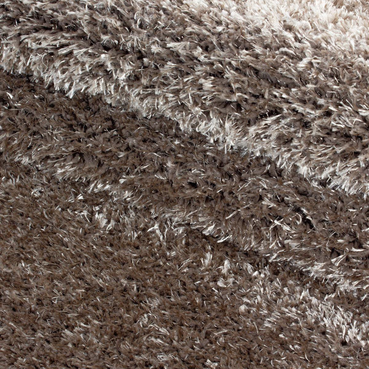 Tapis longs poils shaggy tissé motif uni RAMU