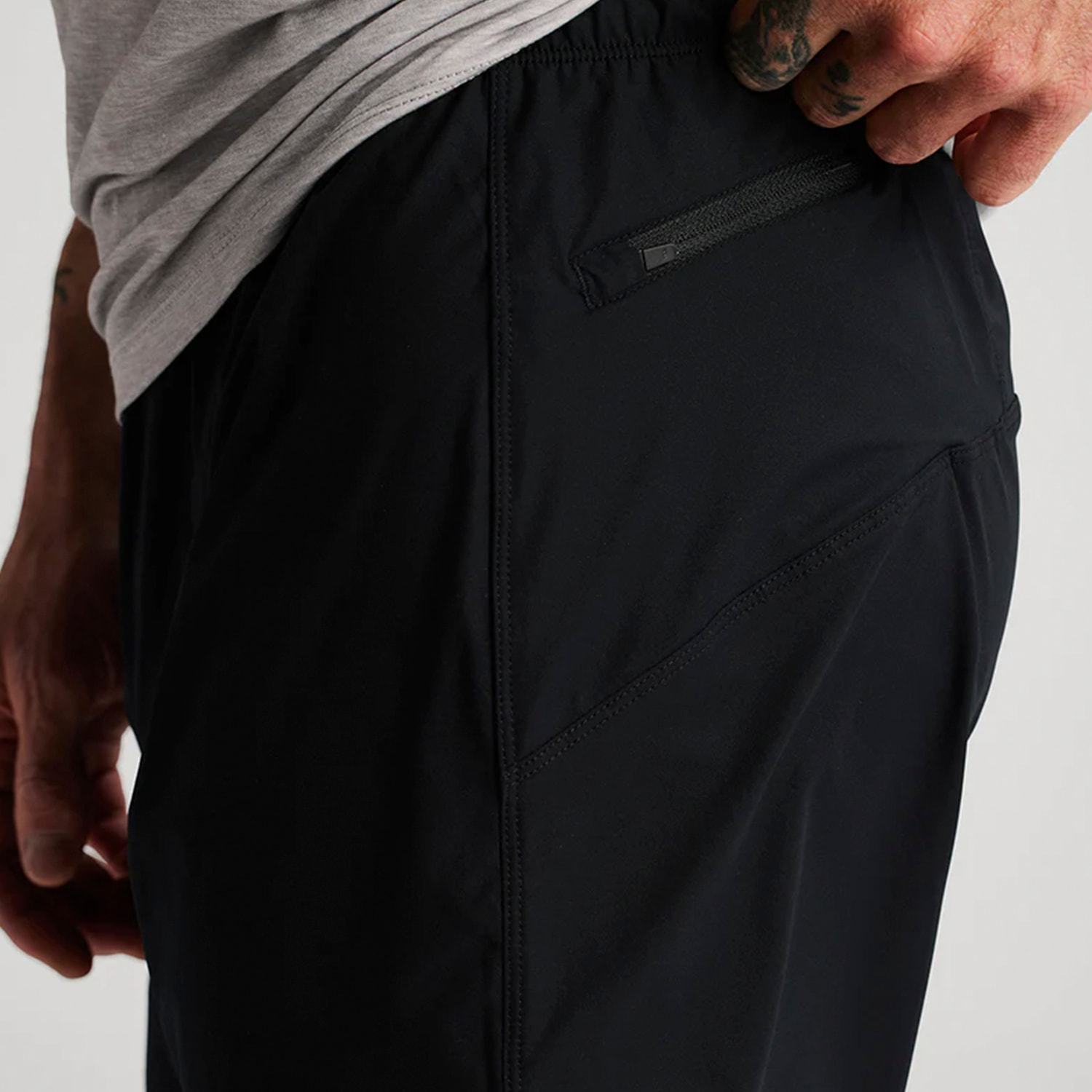 Pantalón corto deportivo para hombre ECOON Milan - Negro