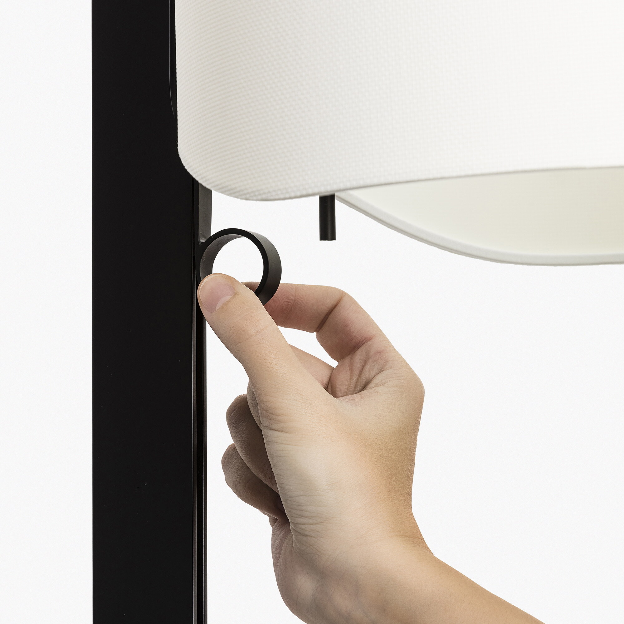 STAND UP Lampada da terra nera