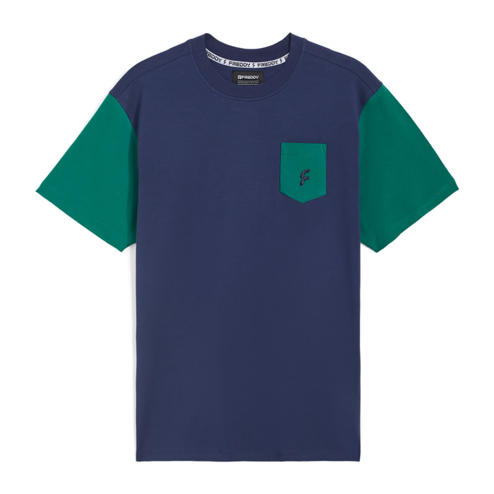 T-shirt da uomo con maniche e taschino in colore a contrasto