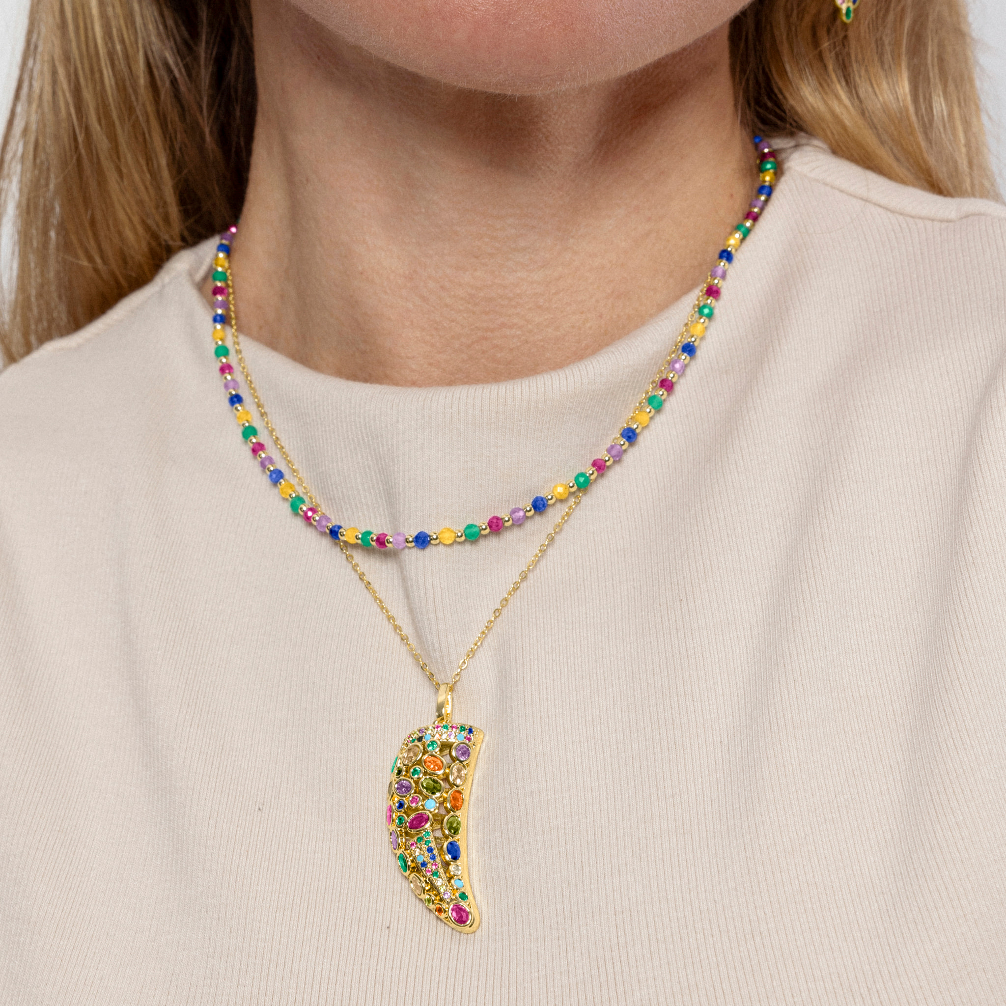 Collar Shedi acabado oro amarillo 18k