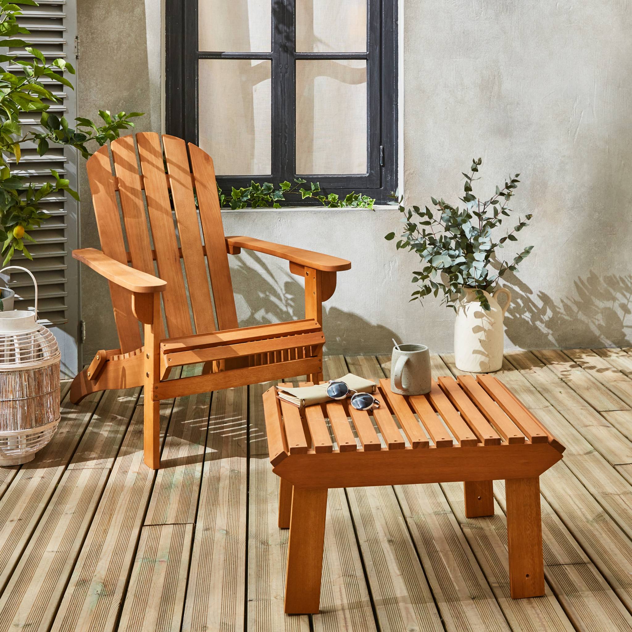 Fauteuil de jardin en bois avec repose-pieds/table basse - Adirondack Salamanca - Eucalyptus. chaise de terrasse retro