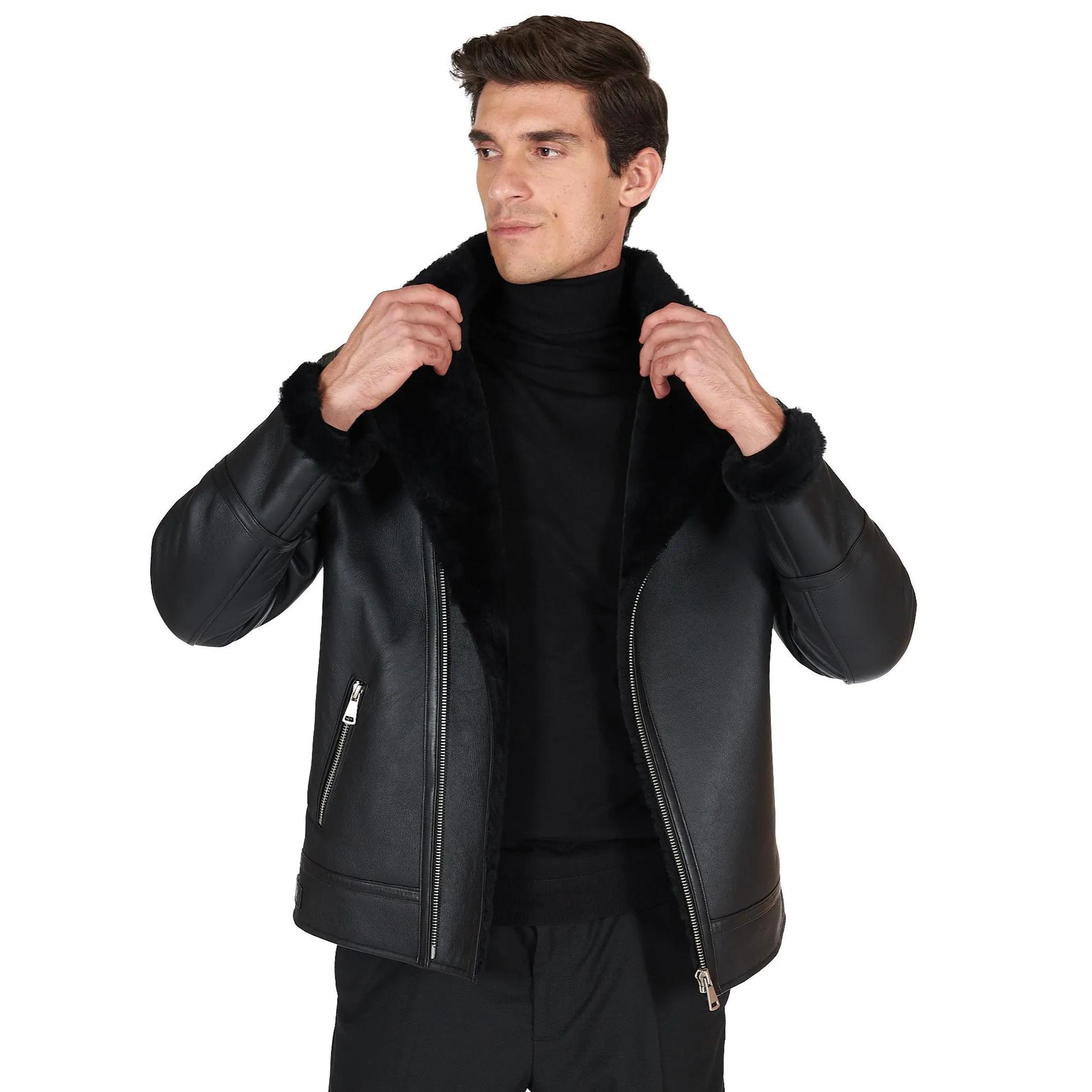 Chiodo Montone Shearling nero con cerniera trasversale