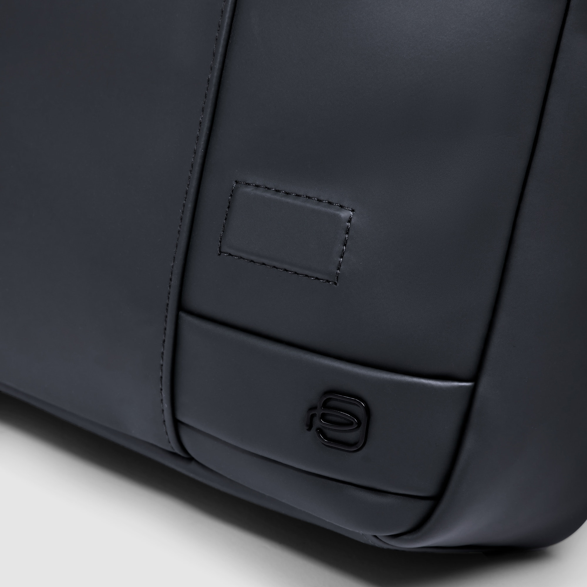 Piquadro Borsa messenger uomo resistente all'acqua
