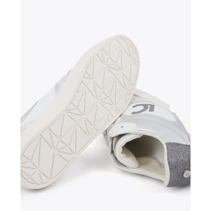 Scarpa sportiva con zeppa interna in tessuti abbinati e dettagli in pelle