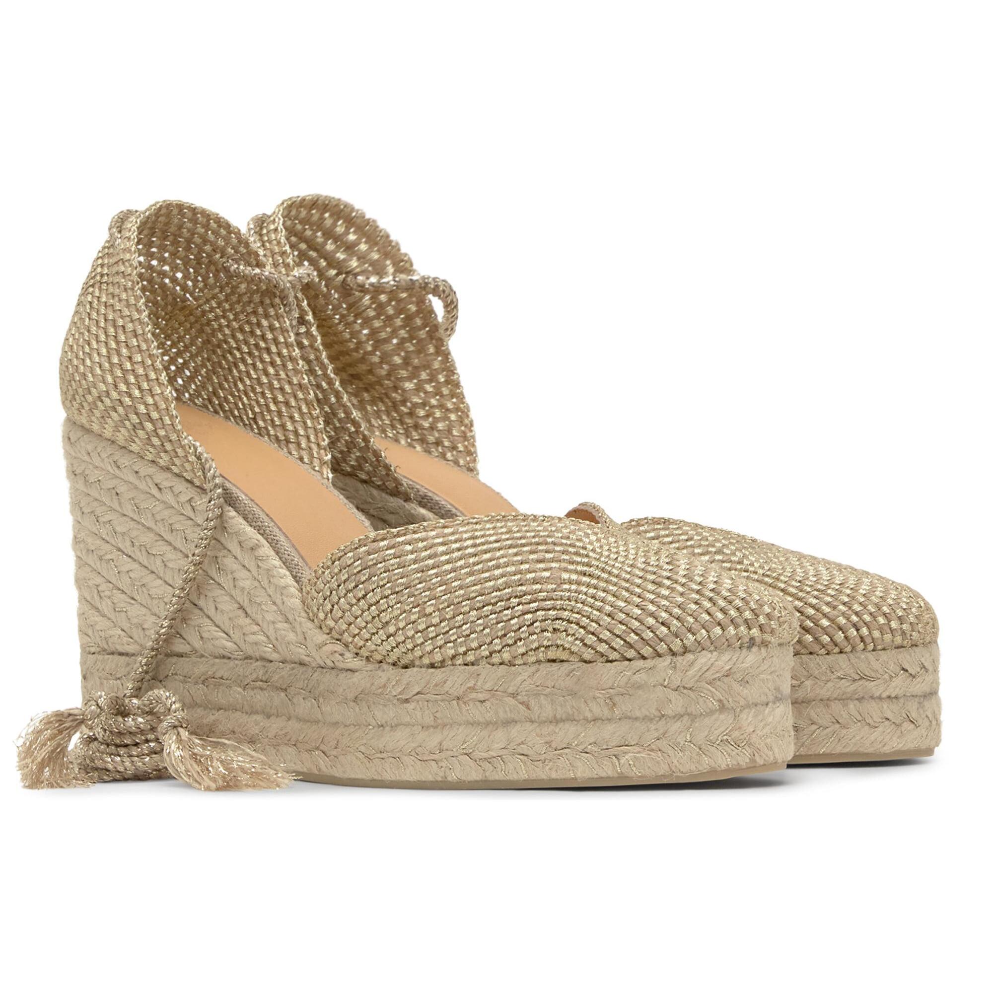 Alpargata de cuña Cora en con de lazada, plantilla acolchada y escote en V