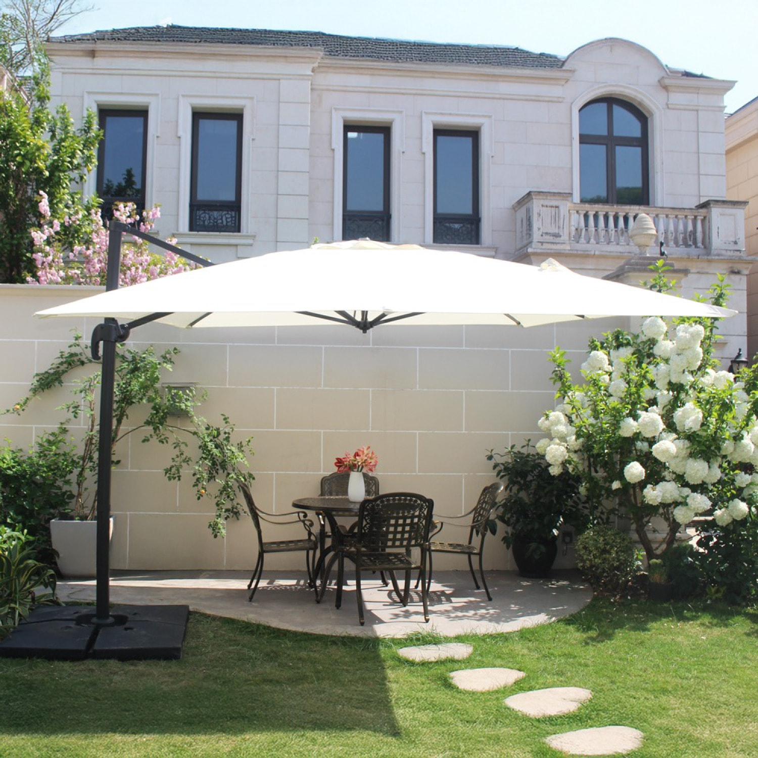 Ensemble parasol écru 3x4m et 4 dalles à lester NAVIA