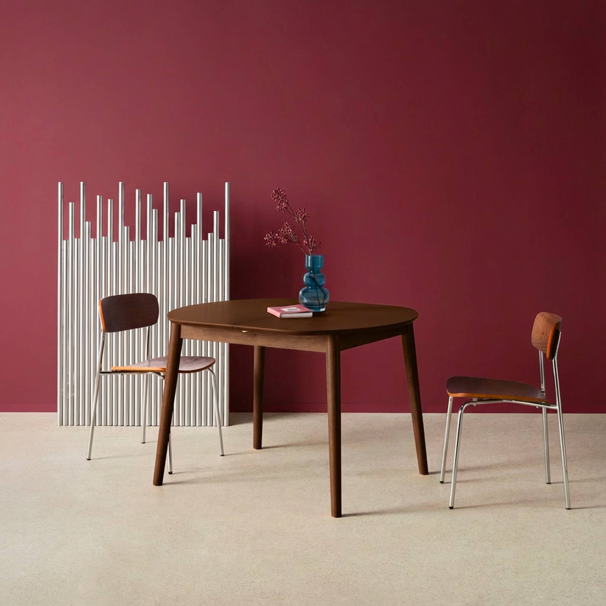 Table à manger ovale extensible bois d'hévéa et placage chêne noyer 4-6 places - 110 / 140 x 100 x 75 cm - Lisa