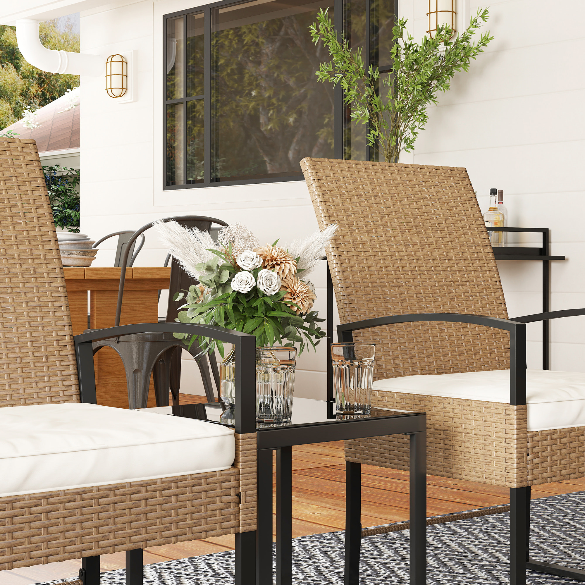 Conjunto de Jardín Exterior de 3 Piezas con Respaldo Ajustable Juego de 2 Sillas y Mesa de Ratán con Cojines Acolchados y Encimera de Vidrio Templado para Balcón Terraza Beige y Blanco