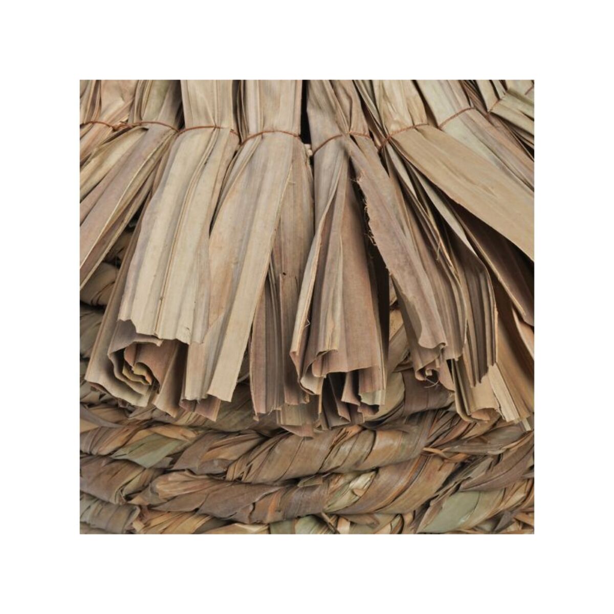Grand nichoir pour oiseaux D. 43 cm en feuilles de pandan - NID