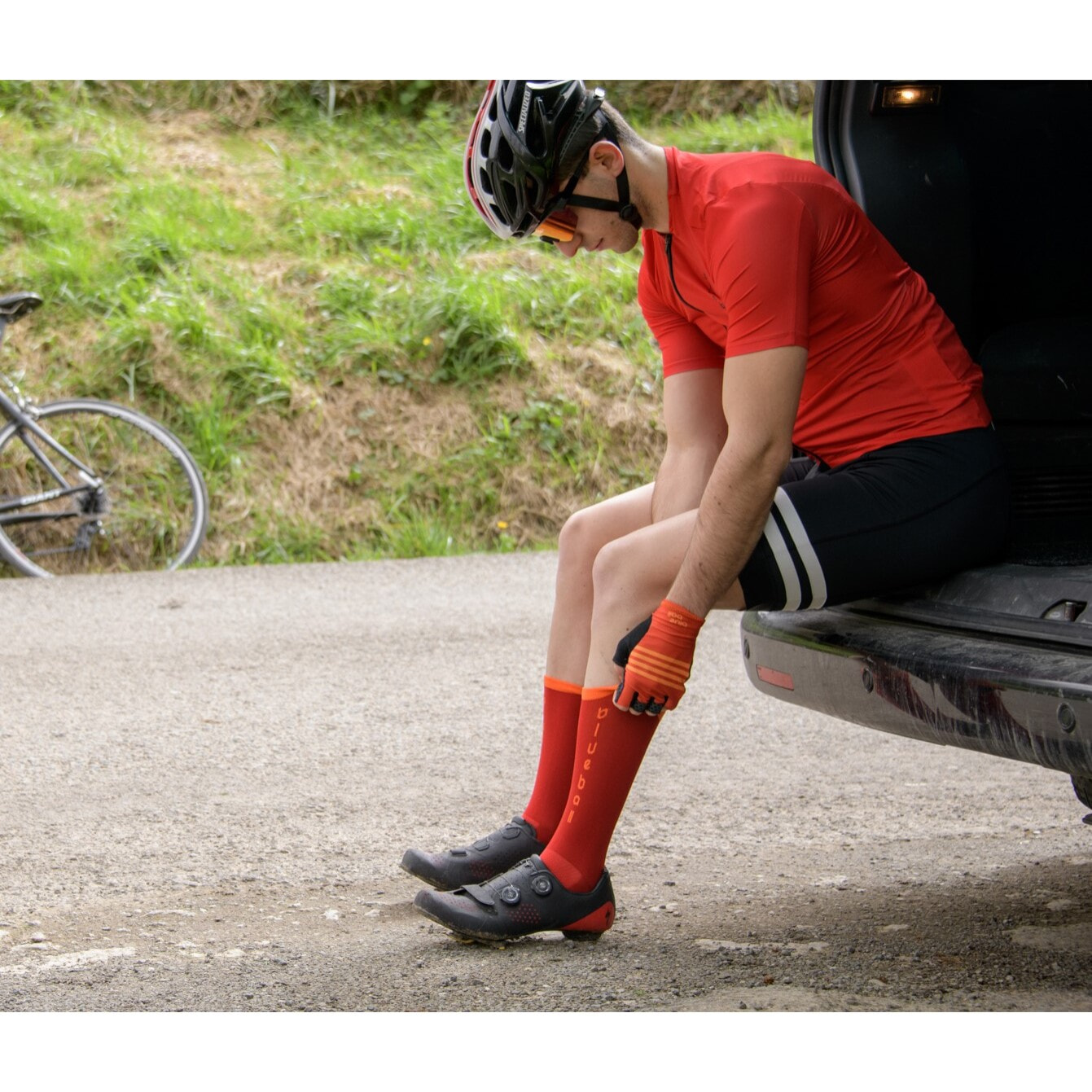 CALCETINES DE COMPRESIÓN 8 BLUEBALL EN COLOR Rojo con linea naranja