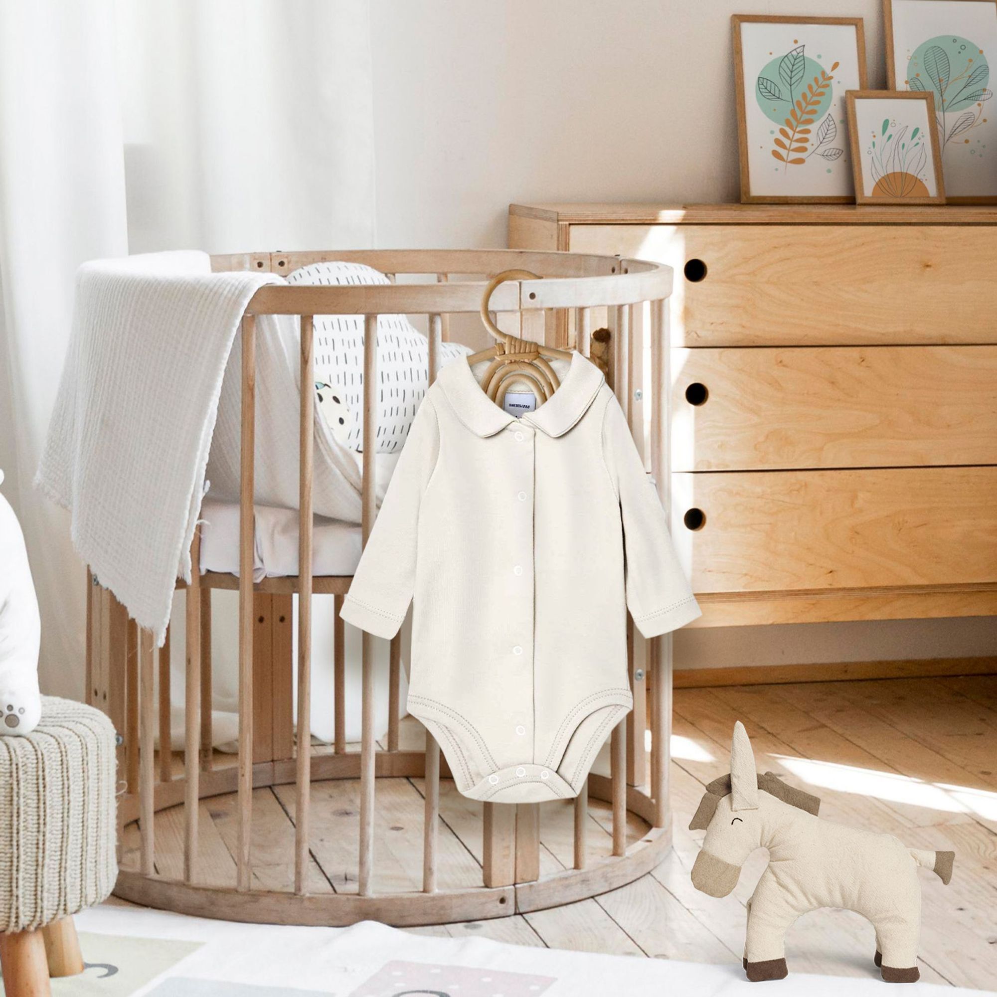 Body bebé manga larga cuello pico