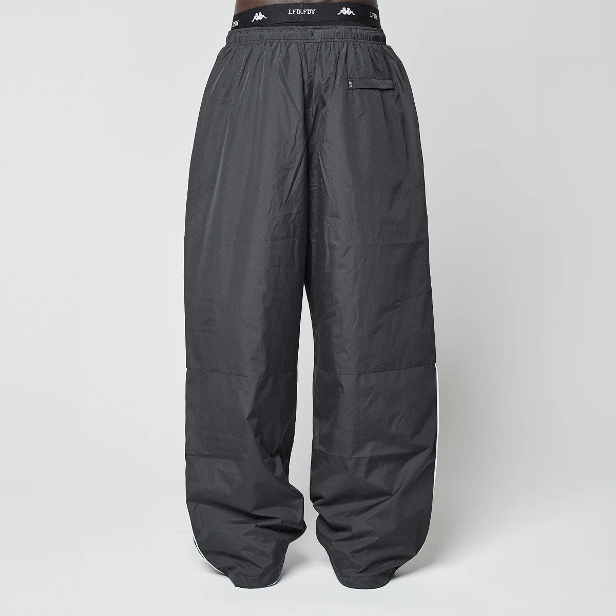 Kappa - Pantalones Hombre Negro - Authentic Jorin Lfdy
