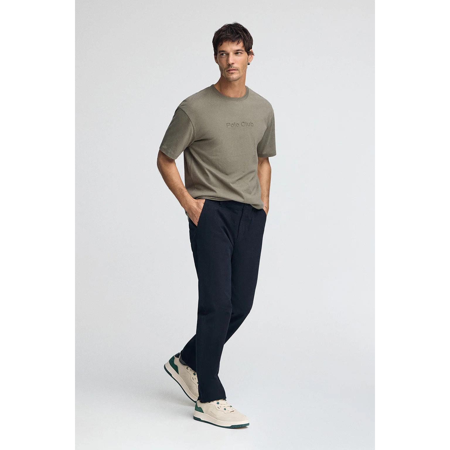 Camiseta verde militar de manga corta y logo engomado Polo Club