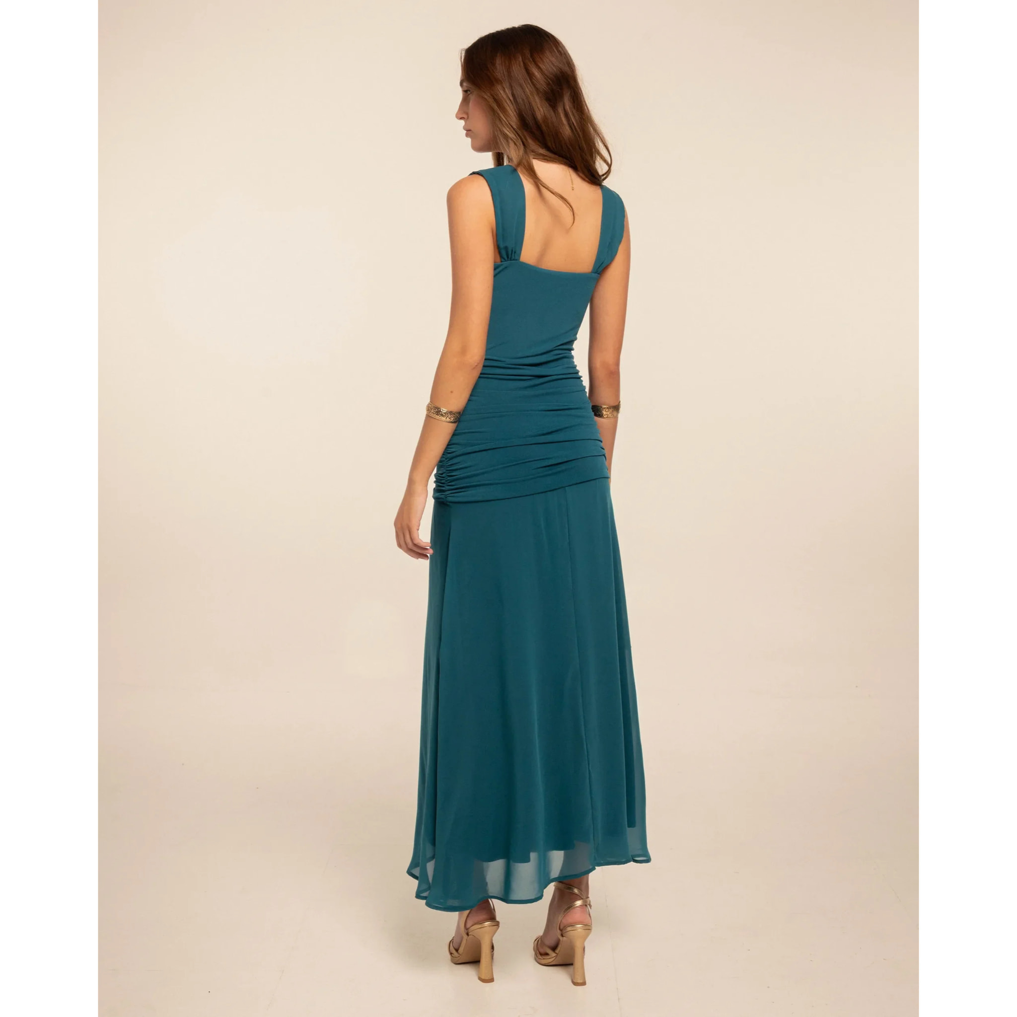 Vestido midi con cuerpo drapeado y falda de gasa