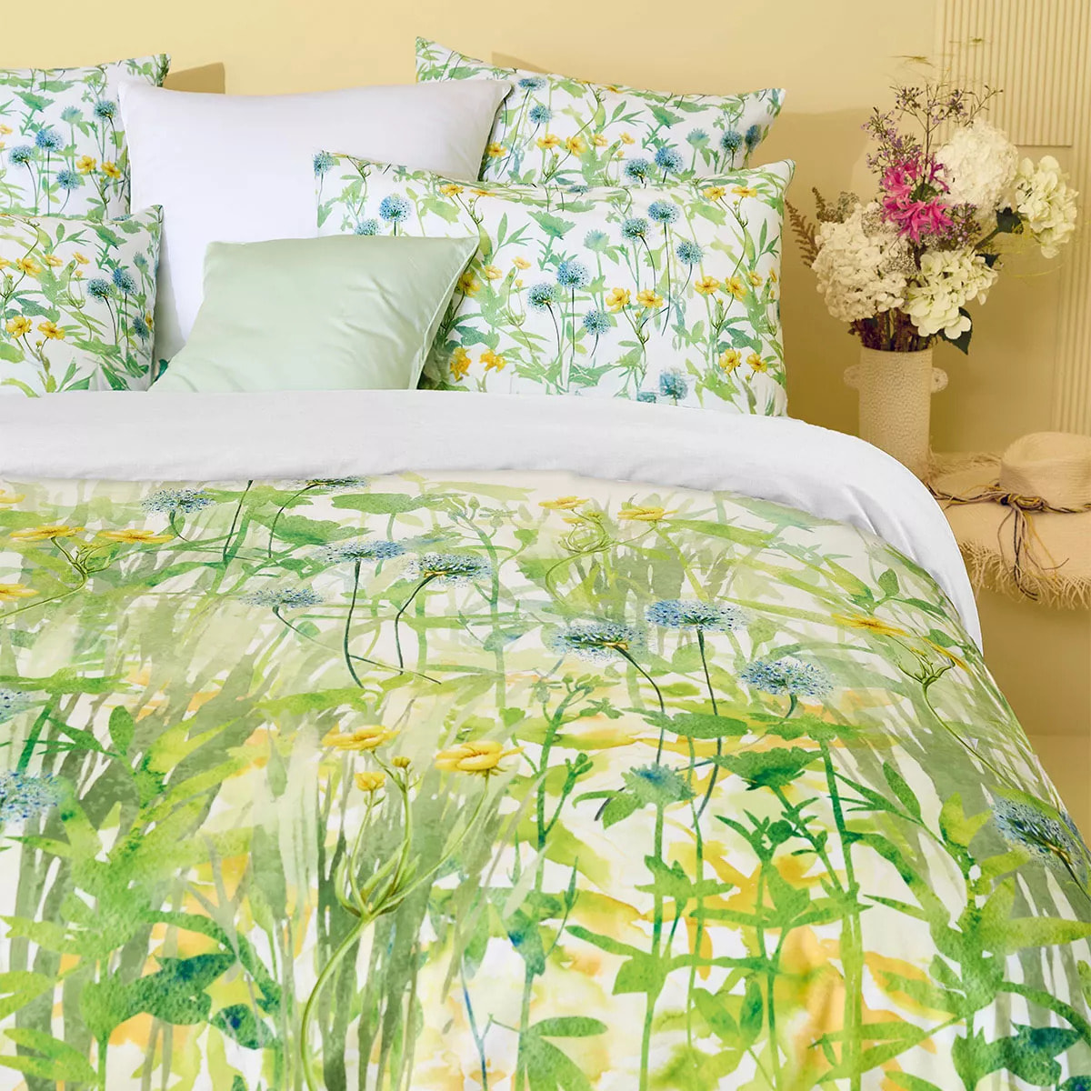 Lot h.couette +taies percale de coton imprimé jaune vert Aube florale prairie