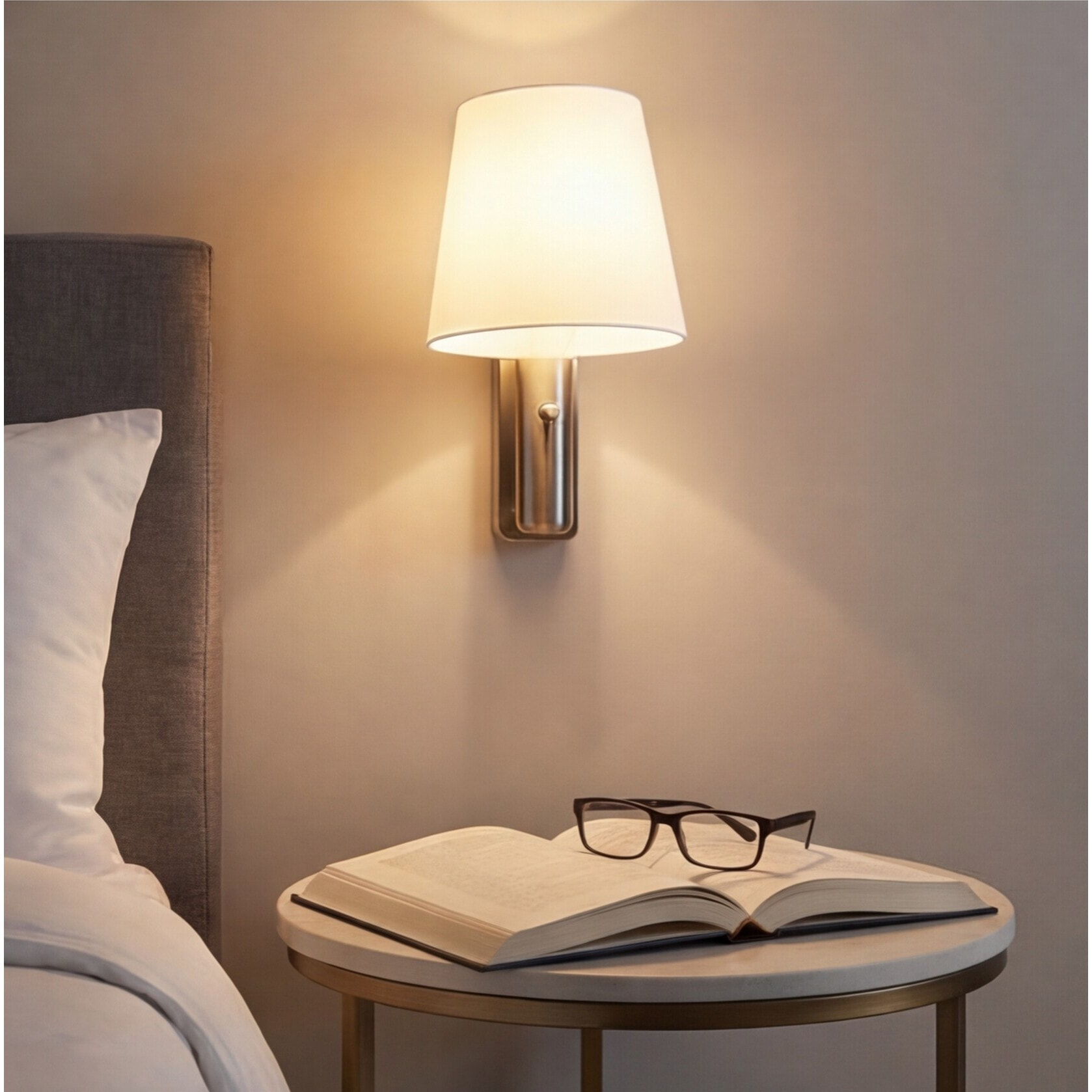 LEDS C4 Aplique Read Me Led 4.8W Blanco Cálido - 3000K On-Off Níquel Satinado 388Lm