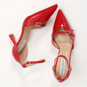 Sandali in simil pelle verniciata con tacco a rocchetto