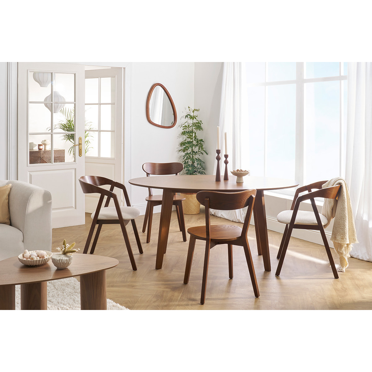 Table à manger vintage ovale en bois foncé L160 cm MARIK