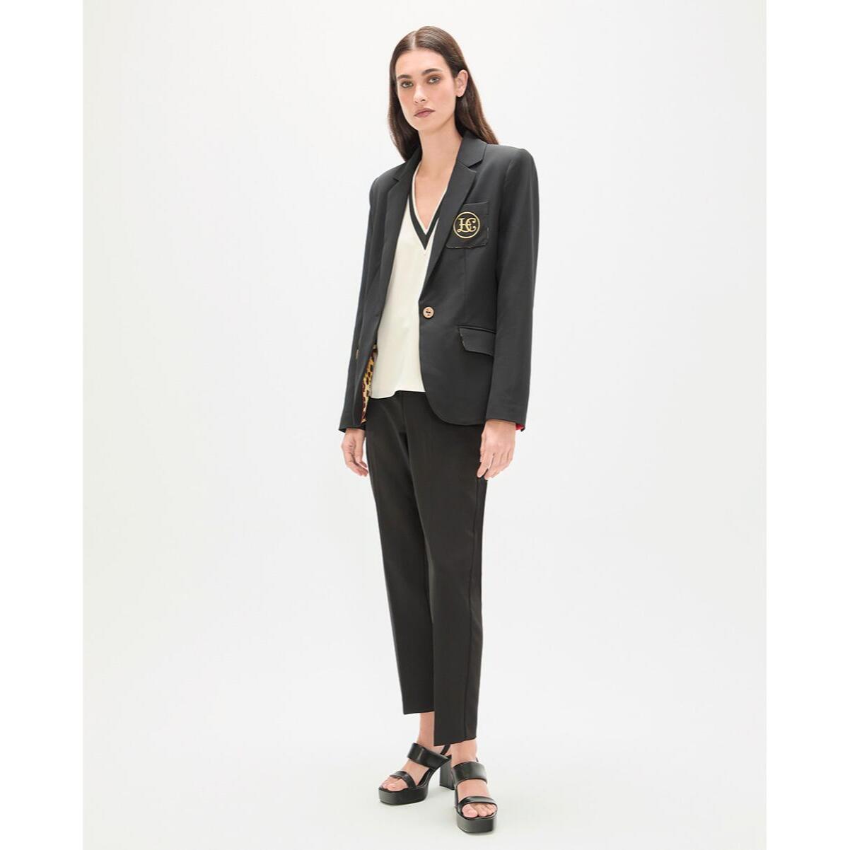 Blazer aderente con tasche a patta