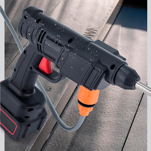 Pistola de lavado a presión con doble batería extraíble de 13000 mAh y 3 adaptadores de lavado diferentes. 180W y 10 bares de presión.